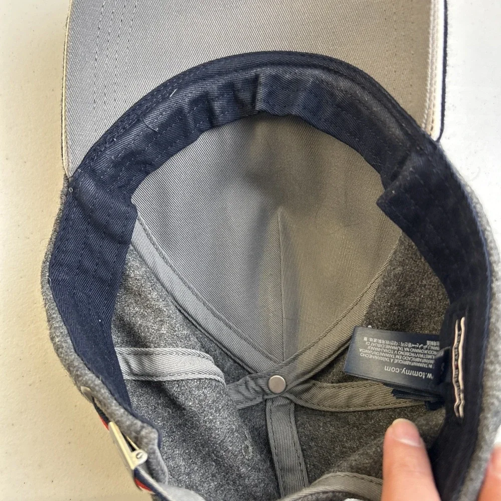 Tommy Hilfiger Adj  Baseball Cap‎ Hat Wool/Acrylic Gray Black OS